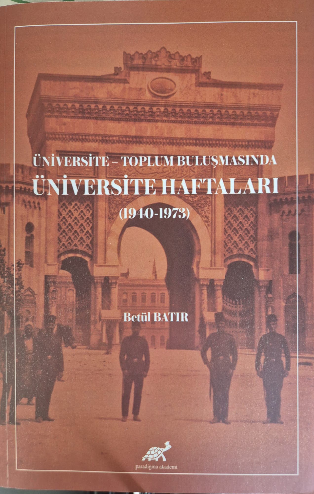 Betül Batır - YAYINLANMIŞ KİTAPLARINDAN SEÇMELER