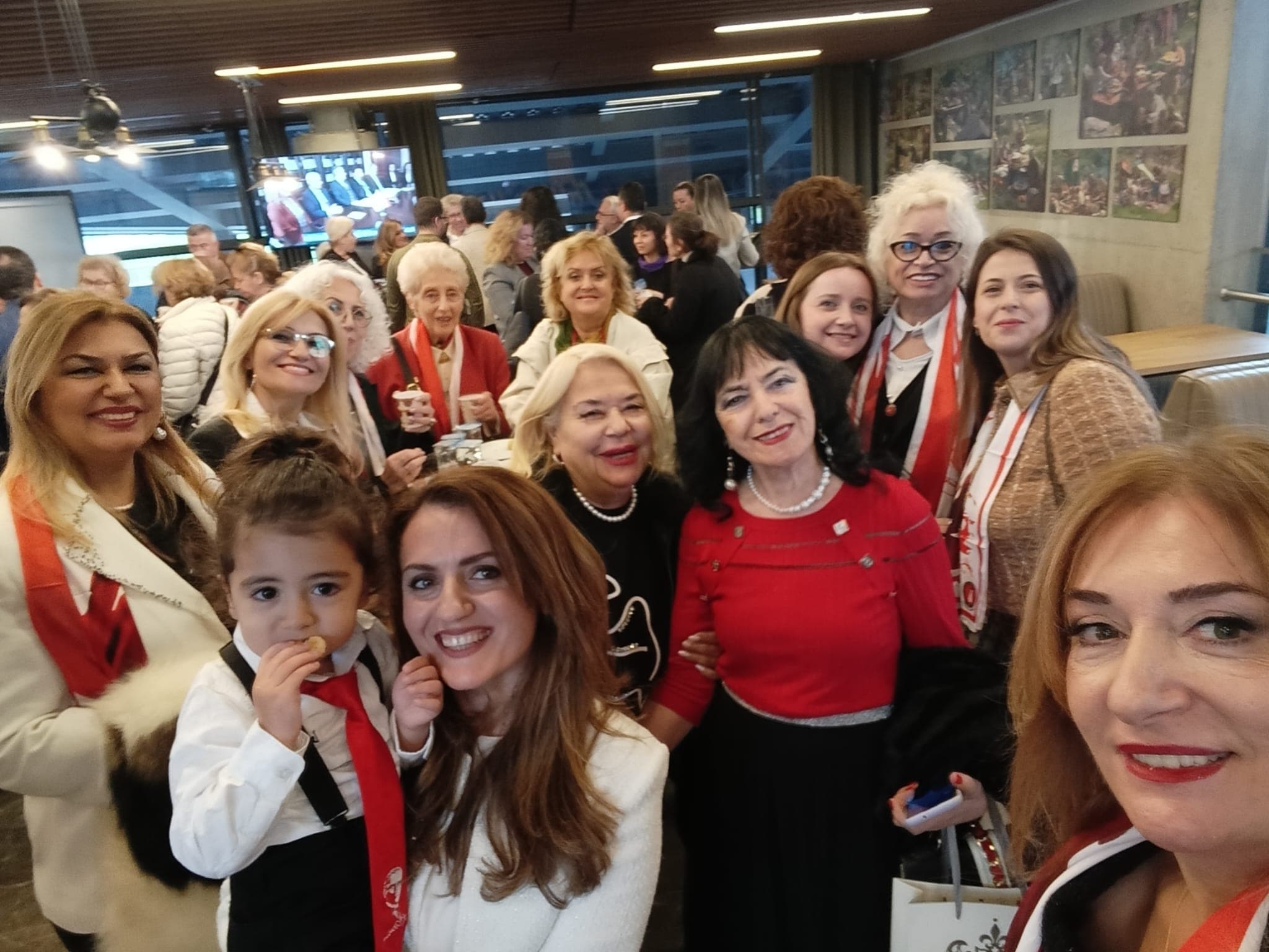 4. Seçme ve Seçilme Hakkı İnsan-Kadın Paneli — Fotoğraf 40