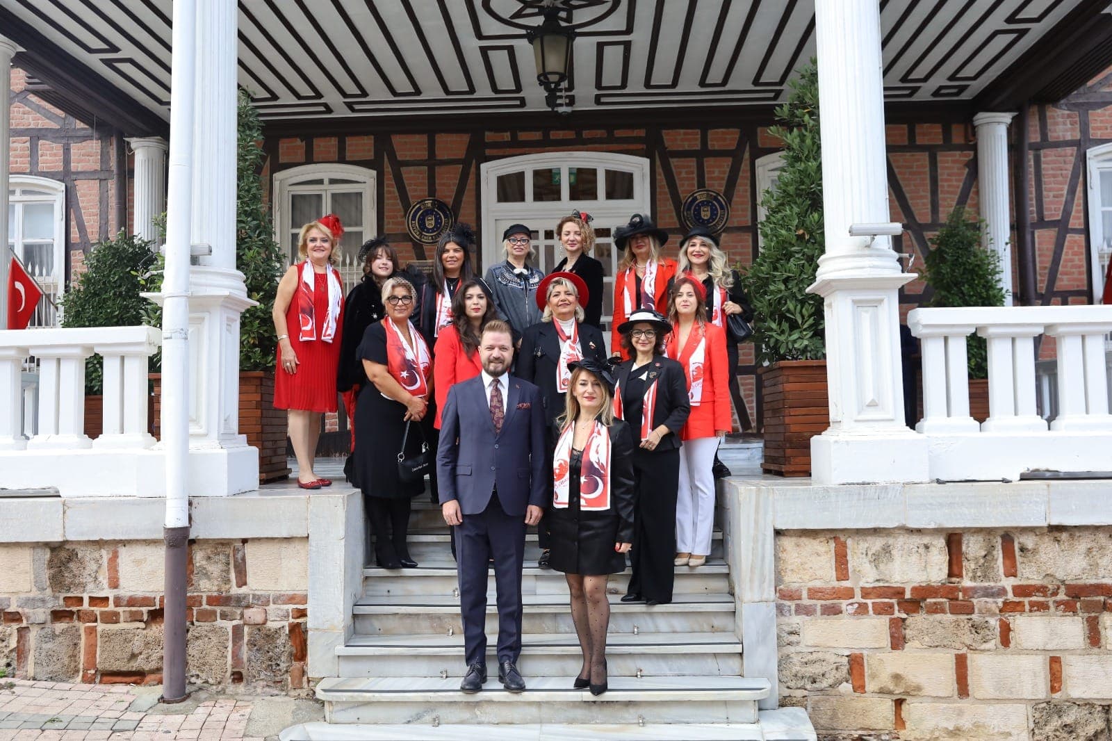 Cumhuriyet Balosu — Şapka Devriminin 100. Yılı — Fotoğraf 11